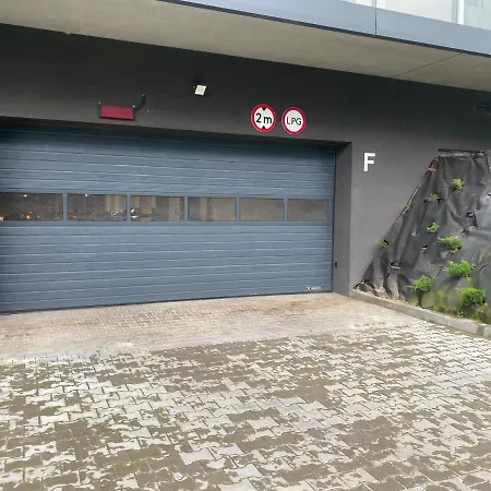 Apartment Red Bridge - & *