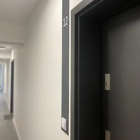 Apartment Red Bridge - &