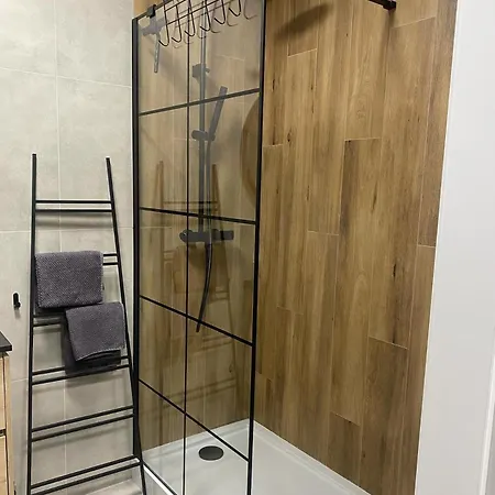 Red Bridge - & Apartment *