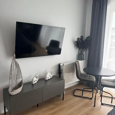 Apartment Red Bridge - & Dziwnów